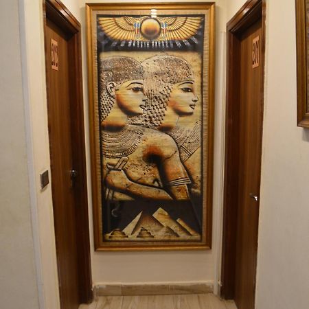 Queen Cleopatra Pyramids View Kafret el-Gabal Екстериор снимка